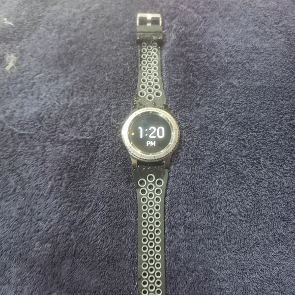 Samsung galaxy gear 3 - Picture 3 of 3